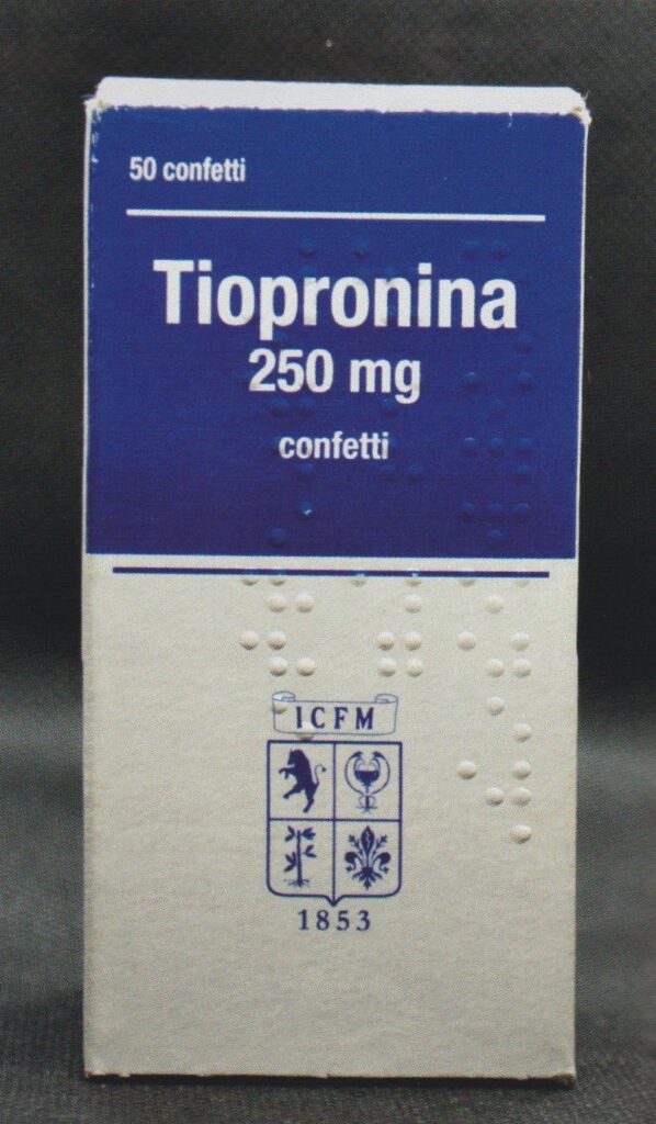 Confezione di tiopronina prodotta dallo Stabilimento Chimico Farmaceutico Militare.