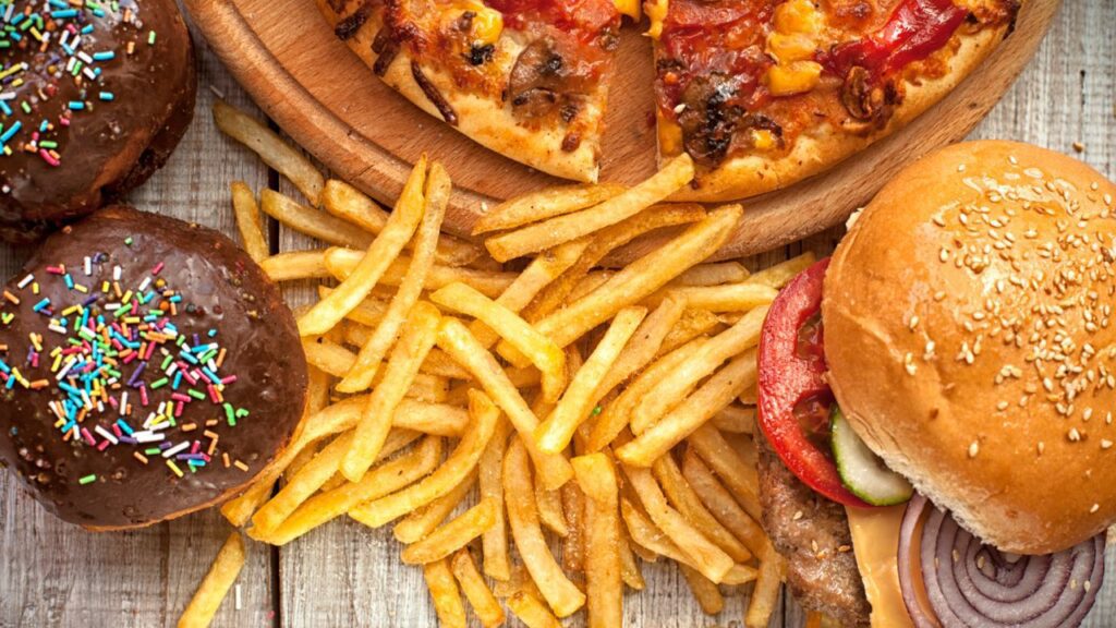 Cibo spazzatura e disturbi del sonno