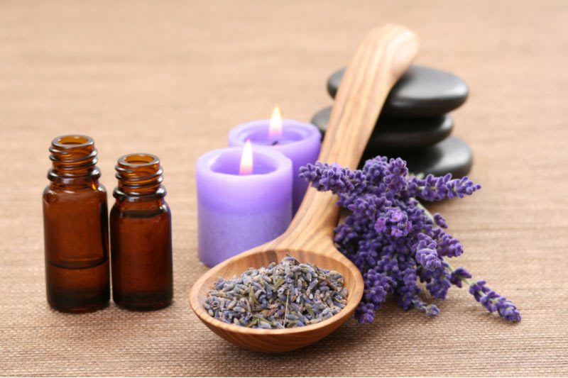 Olio Essenziale di Lavanda per il Rilassamento