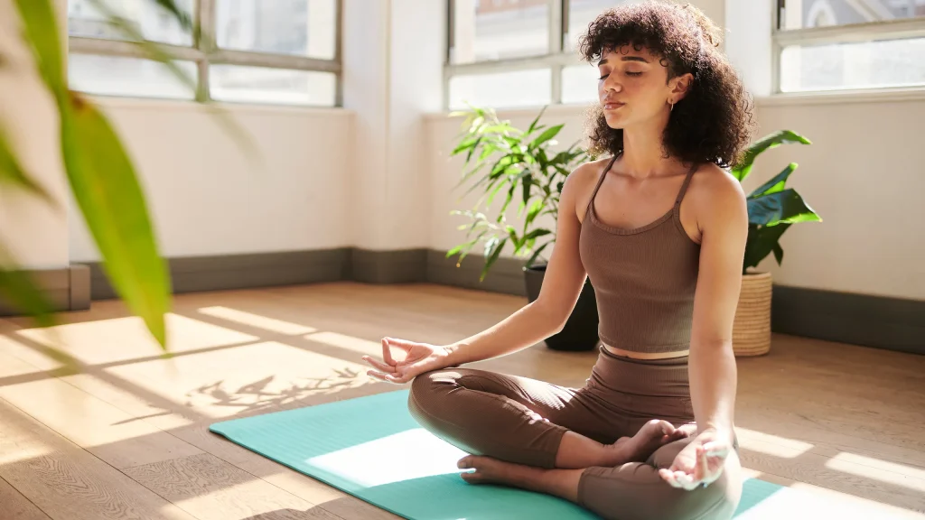 Yoga per la Riduzione dello Stress e la Salute del Cuore