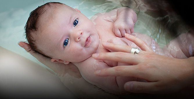 Il Primo Bagnetto del Neonato