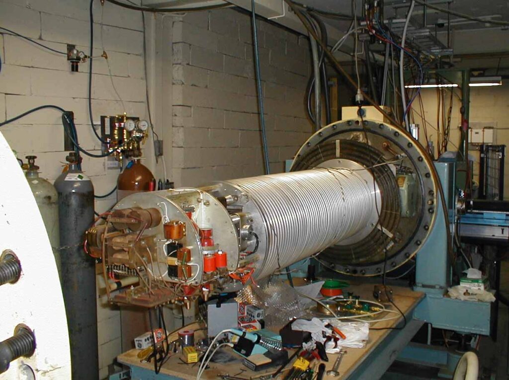 Acceleratori di particelle: i motori della scienza moderna