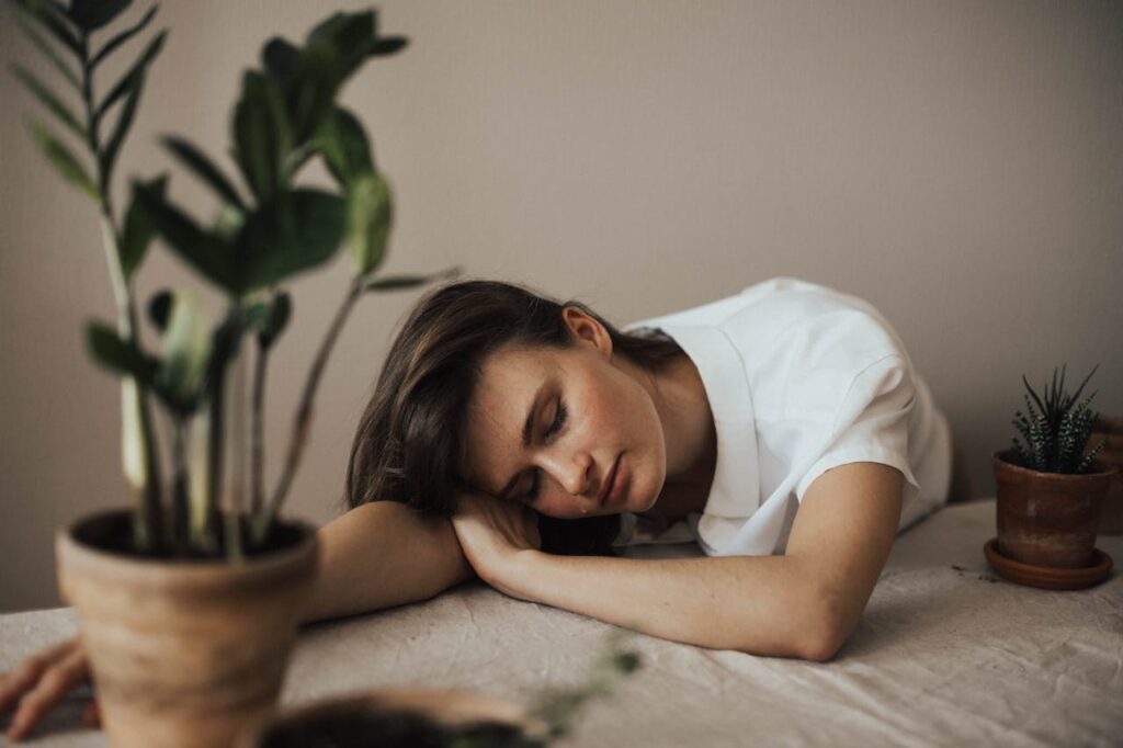 Depressione e stanchezza: come sono collegate e come affrontarle