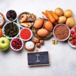 Alimentazione e Ipotiroidismo: Cosa Mangiare per Favorire la Salute della Tiroide