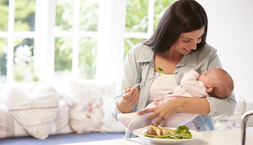 Alimentazione durante l’Allattamento: Cosa Mangiare per il Benessere della Mamma e del Bambino