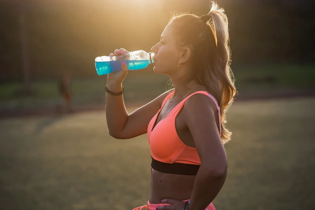 Bere Durante l&rsquo;Allenamento: Importanza dell'Idratazione e Come Gestirla