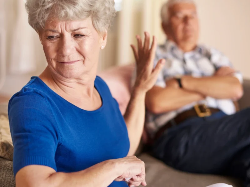 Demenza senile e bugie: comprendere il fenomeno e come gestirlo