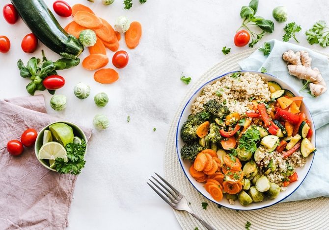 Cosa Mangiare con la Febbre: Alimenti Consigliati e Idratazione