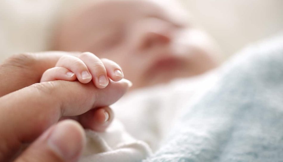 Malattia Emolitica del Neonato: Cause, Sintomi e Trattamento