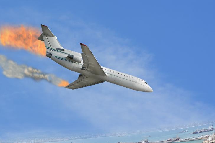 Sognare un Aereo che Cade: Significato e Interpretazione