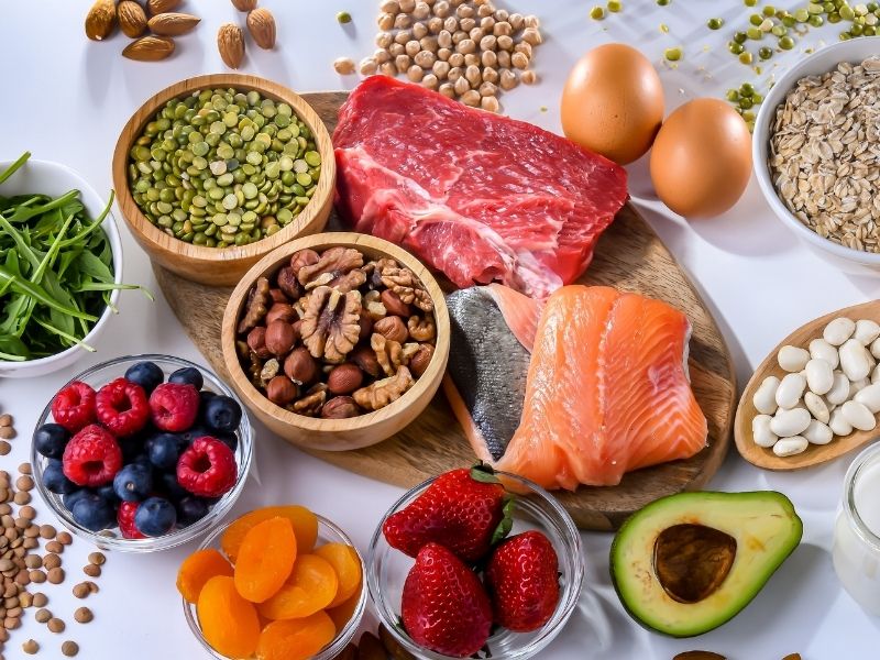 Alimenti Benefici per il Cuore: Cosa Mangiare per un Cuore Sano