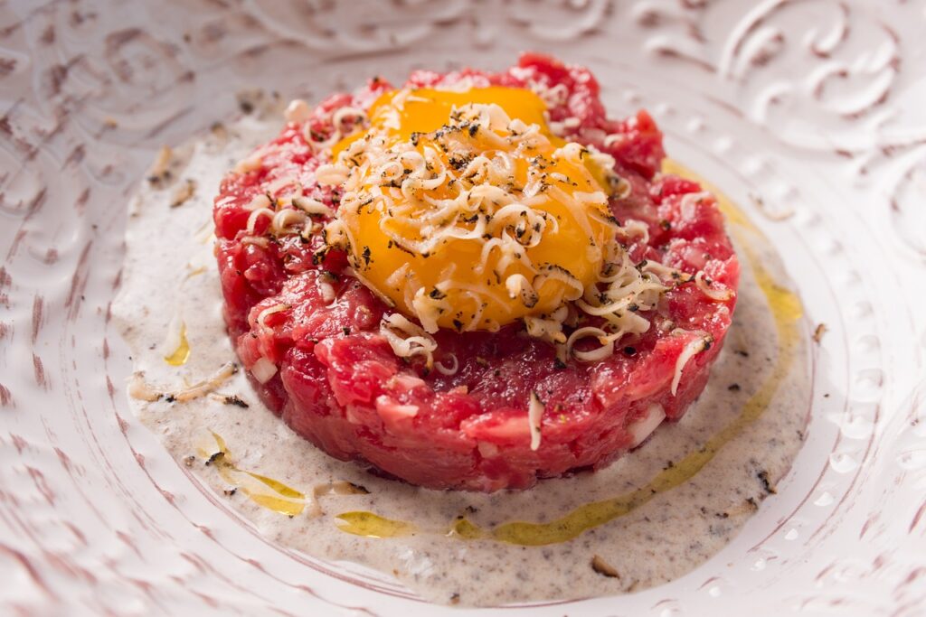 Come mangiare tartare di carne: sicurezza e benefici