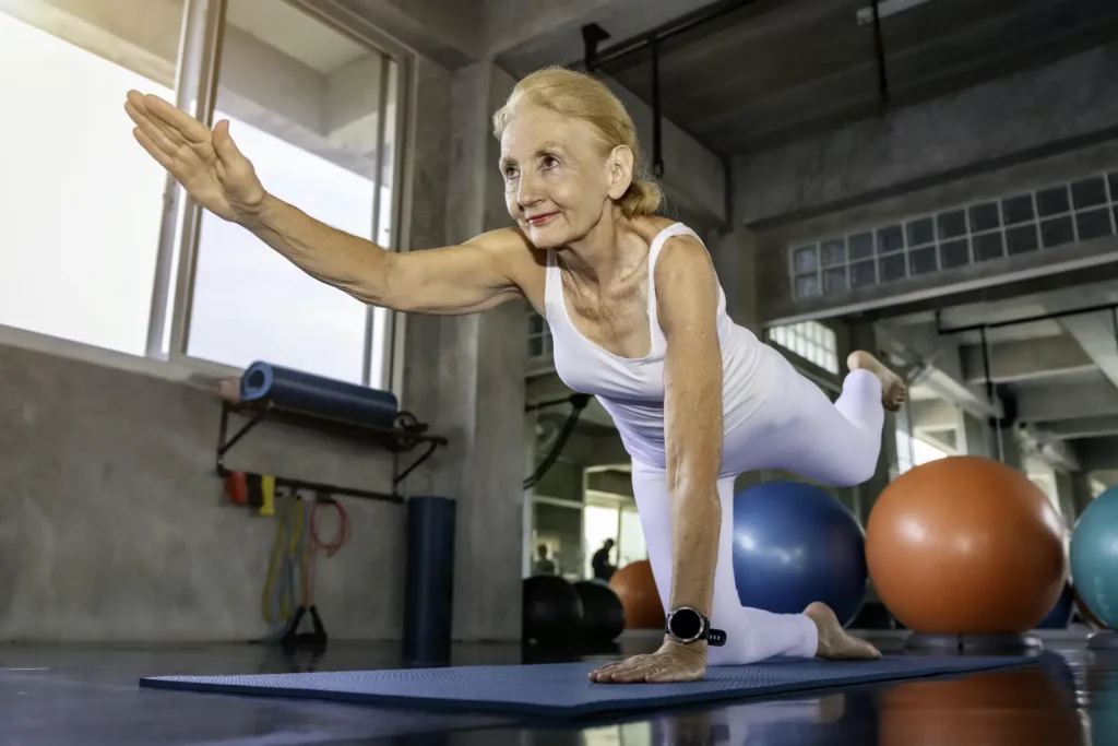Allenare le Gambe a 90 Anni: Esercizi Sicuri e Benefici