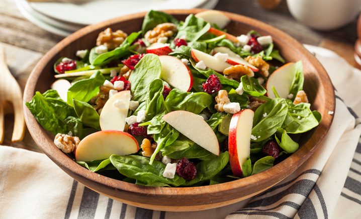 Benefici di un’Insalata con Mela: Nutrizione e Salute