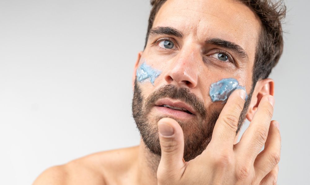 Pulizia del Viso Efficace per l&rsquo;Uomo