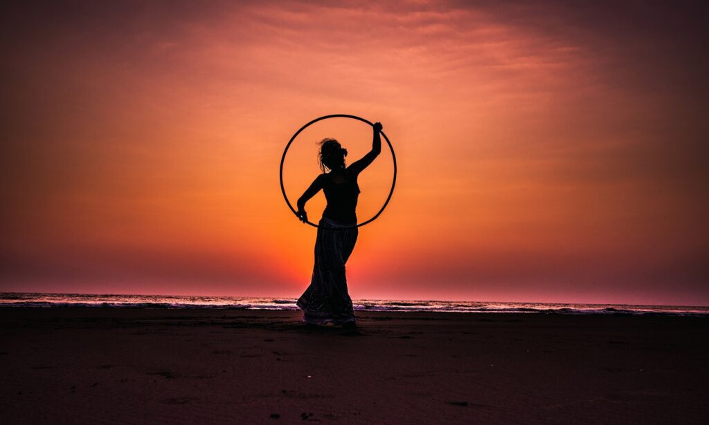 Allenarsi con l'hula hoop: divertimento e fitness per tutti