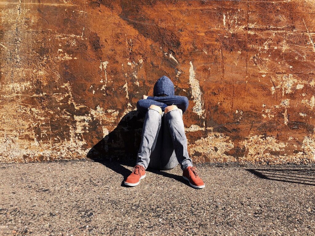 Attacchi di panico negli adolescenti: cause, sintomi e gestione