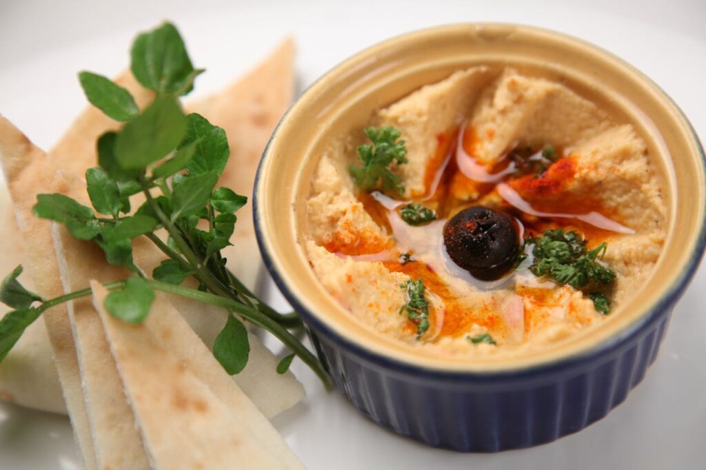 Come mangiare hummus di ceci: idee e consigli