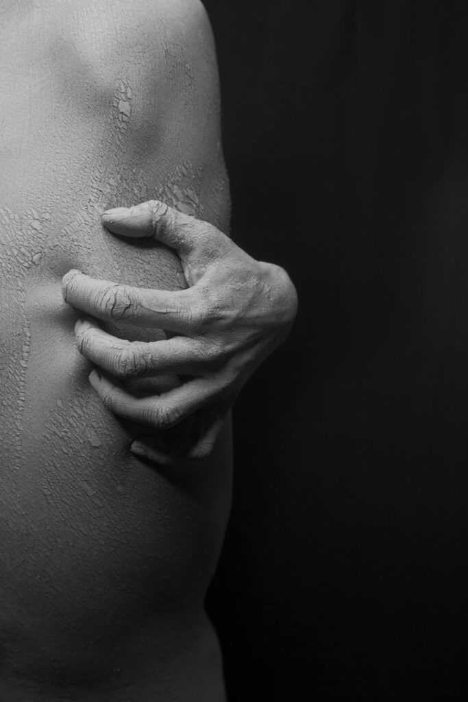 Lesioni cutanee pruriginose: cause, diagnosi e trattamenti