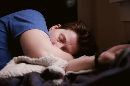 Cosa sono le mioclonie notturne?