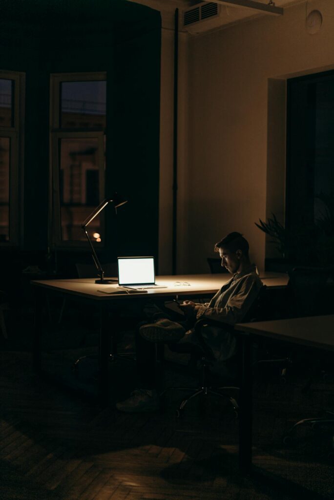 Patologia Hikikomori: isolarsi dal mondo, affrontare il problema