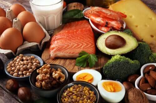 Quali sono i 5 gruppi di alimenti?