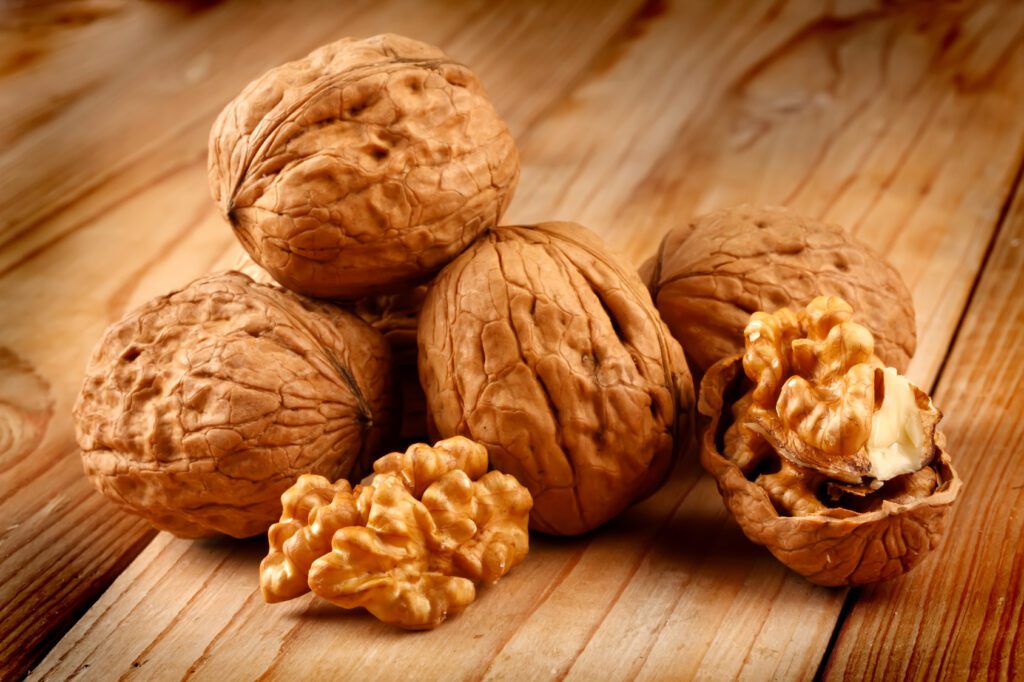 Perché mangiare le noci la sera?