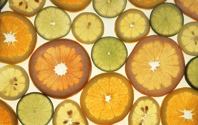 Qual è la vitamina che combatte il colesterolo?