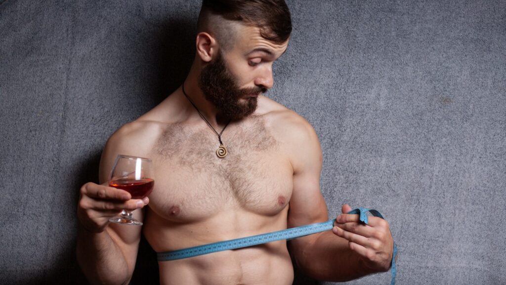 Che effetto ha l'alcol sui muscoli?