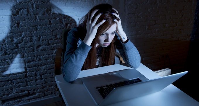 Cyberbullismo e Impatti Psicologici