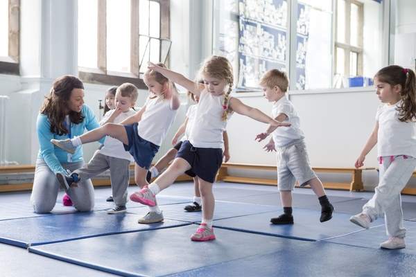 Esercizi di Coordinazione per Bambini
