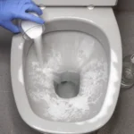 metodi naturali per pulire il bagno sporco