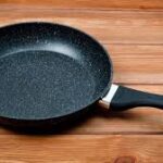 come trattare le padelle antiaderenti per averle come nuove