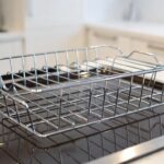 Come far brillare le griglie del forno in modo veloce ed economico