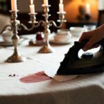 Come smacchiare la cera dalle tovaglie eleganti