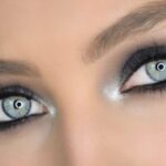 come valorizzare gli occhi chiari con il make-up