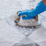 Come Eliminare le Macchie Ostinate Senza Prodotti Aggressivi