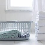 Cesti della biancheria in plastica: come igienizzarli per evitare la muffa da umidità
