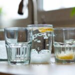 Come far risplendere i bicchieri opacizzati dai lavaggi continui usando il sapone giallo