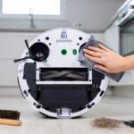 Come pulire il robot aspirapolvere in modo efficace e sicuro