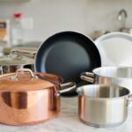 Come pulire le pentole incrostate: rame, antiaderenti, alluminio, acciaio