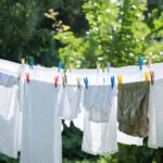 Come stendere la biancheria per non stirarla