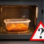 È sicuro riscaldare il cibo in contenitori di plastica nel forno a microonde?