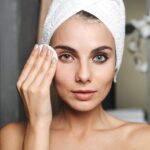 Il trucco per struccarsi a fondo la sera anche quando sei stanchissima e vorresti solo dormire