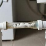 L'Errore Comune con il Detersivo in Polvere che Sta Rovinando i Tubi di Scarico della Tua Lavatrice