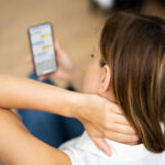 Schiena e smartphone