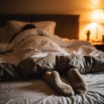 Si dorme meglio di notte con o senza calzini ai piedi