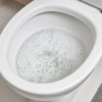 Cosa significa quando le urine sono schiumose e quando avvertire il medico