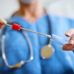 Tampone microbiologico: come viene analizzato